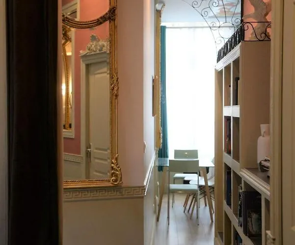 Le Stanislas, Un Style!